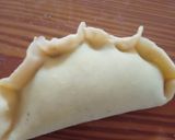 Foto del paso 6 de la receta: Empanadas de morcilla con masa casera