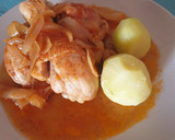 Foto del paso 4 de la receta: Pollo con cebolla