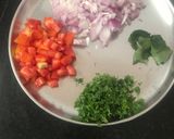 A picture of step 1 of Fhodnicha bhaat.