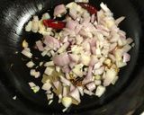 A picture of step 3 of Doi Potol (Parwal in Yoghurt Gravy).