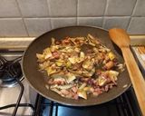 A picture of step 3 of Artichoke Carbonara Pasta.