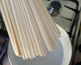 Foto del paso 1 de la receta: Ensalada de bacalao y tallarines chinos