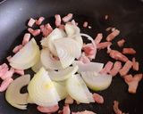 Hình bước làm 1 của món Diếp Quăn Trắng Endive Xào Lardon & Phô Mai Xanh Gogonzola