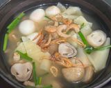 Hình bước làm 7 của món Hoành thánh lá nấu tôm khô, nấm rơm