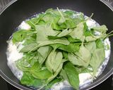 A picture of step 5 of Goji soup.