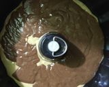 Foto del paso 3 de la receta: Torta marmolada con chips de chocolate
