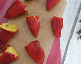 Foto del paso 4 de la receta: Pimientos de piquillo rellenos con crema de tortilla