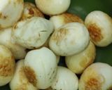 Foto langkah ke 2 dari resep Semur Telur Tahu.