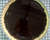 Foto langkah ke 4 dari resep Pie Cokelat Lumer.