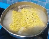 Foto langkah ke 1 dari resep Indomie Kangkung.
