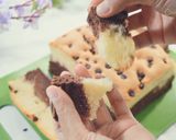 Foto langkah ke 13 dari resep Chocolate Vanilla Castella Cake.