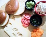 Foto del paso 1 de la receta: Sándwich de pollo y queso 👍🇵🇪