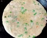 A picture of step 4 of Aloo Methi Paratha.