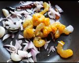 শিলে বাটা চিংড়ি(shile bata chingri recipe in Bengali) রেসিপি ধাপ - 3 ছবি