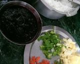A picture of step 1 of Beetroot Pulav.