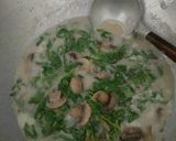Foto langkah ke 4 dari resep Bobor bayam jamur.