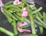 Foto del paso 1 de la receta: Ejotes con huevo y tocino!