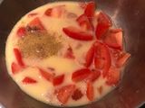 Tomatoes Fried with Egg and Cheese Noodles