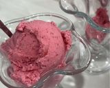 صورة لخطوة 4 من وصفة آيس كريم الفراولة 🍧