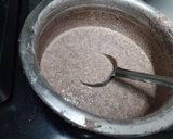 A picture of step 2 of Ragi cheela.
