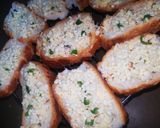 A picture of step 4 of Cheese Garlic Bread.