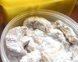 Foto langkah ke 8 dari resep Cheesy Snow White Cookies (Putri Salju Almond Keju).