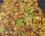 Foto langkah ke 5 dari resep Tumis Tahu Tempe Simpel.