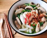 Hình bước làm 4 của món Bánh Canh Gà Nấm Hẹ