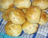 Foto del paso 7 de la receta: Pancitos de salame y queso