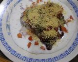 A picture of step 5 of Delhi special dahi tikki.