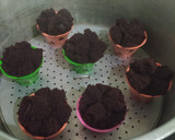 Foto langkah ke 5 dari resep Bolu Kukus Coklat Mekar, tanpa Mixer tanpa Telur.