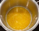 A picture of step 1 of Whisky sauce for haggis.