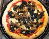 Foto del passaggio 6 della ricetta Pizza casalinga - ricetta pane angeli