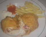 Foto langkah ke 7 dari resep Chicken Cordon Bleu.