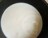A picture of step 3 of Custard And Oreo Cup Dessert.