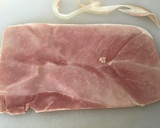 Foto del paso 2 de la receta: Rollitos de jamón York con aguacate y queso