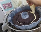Foto langkah ke 8 dari resep Bolu Kukus Ketan Hitam Keju Lumer.