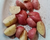 Foto del paso 1 de la receta: Filete al perejil con papas rústicas