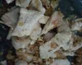 รูปขั้นตอนการทำที่ 1 ของ หมูกระเทียมผัดน้ำมันหอย