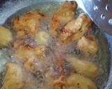 A picture of step 5 of Punjabi style kadhi.