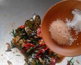 Foto langkah ke 5 dari resep Kering Tempe Bumbu Iris.