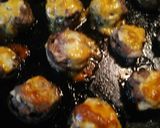 A picture of step 7 of Stuffed Mushrooms.