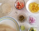 Foto del paso 1 de la receta: Filete de pescado con ensalada de piña y fresas