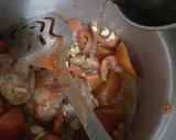 A picture of step 5 of Murgh Palak.