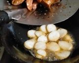 Foto langkah ke 3 dari resep Seblak Enak dan praktis.