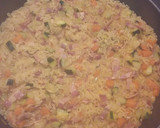 Foto del paso 4 de la receta: Arroz con calabacín, zanahoria y panceta fina