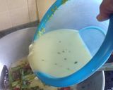 A picture of step 7 of Basanti kadhi pakodas.