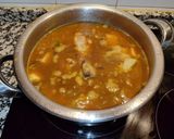Foto del paso 10 de la receta: Guisado de muslitos de pollo con patatas