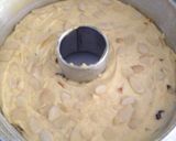 Foto langkah ke 6 dari resep Bluder Cake with almond slice.