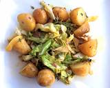 Garlic and lemon new potatoes recipe step 3 photo
